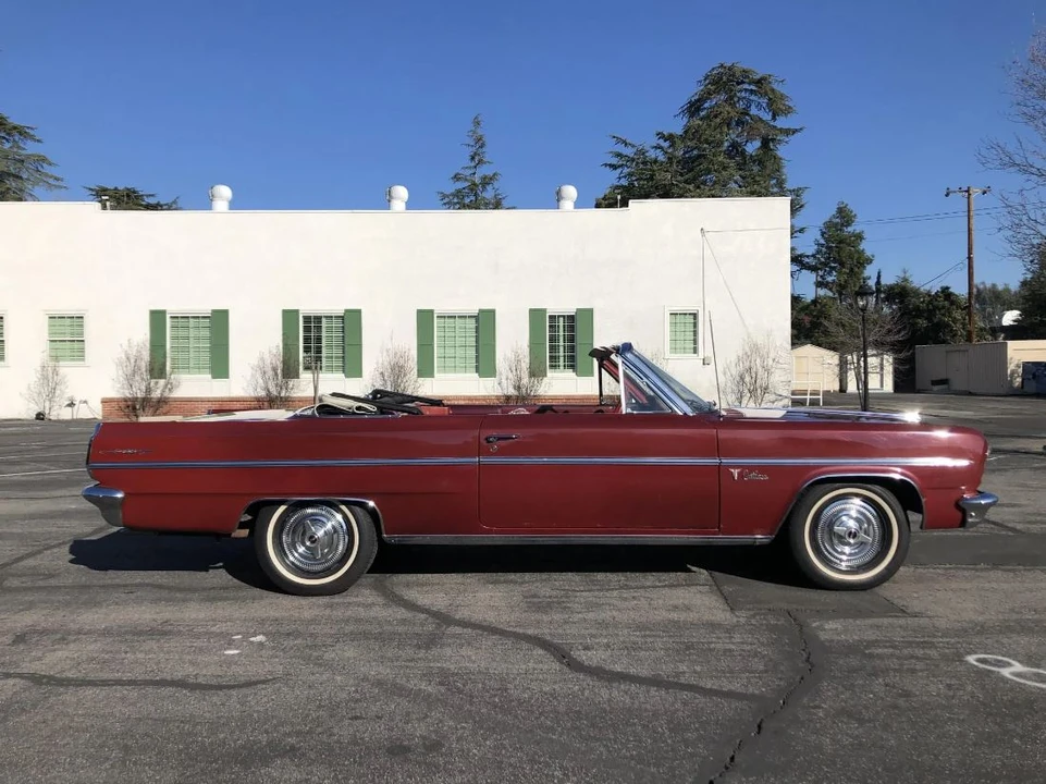 1963 Oldsmobile F-85 & Jetfire - Image 16 of 31