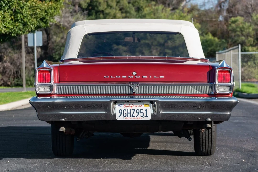 1963 Oldsmobile F-85 & Jetfire - Image 9 of 31
