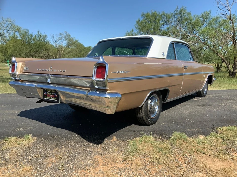 1963 Oldsmobile F-85 & Jetfire - Image 6 of 21