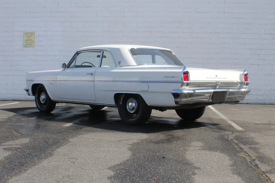 1963 Oldsmobile F-85 & Jetfire - Image 3 of 8