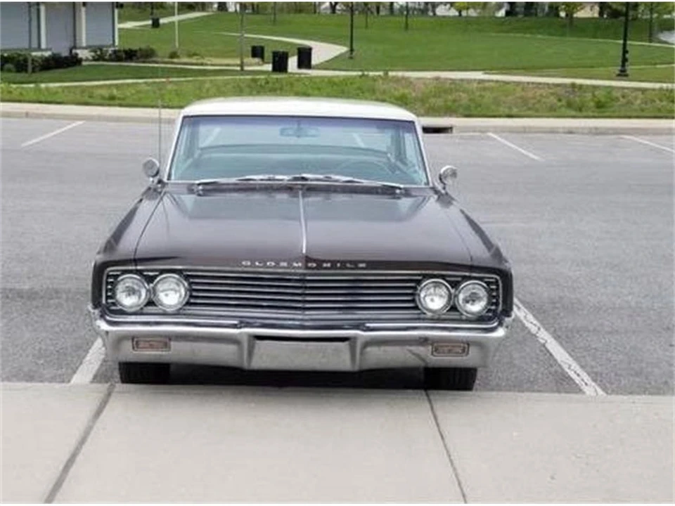 1963 Oldsmobile 88 - Image 6 of 11