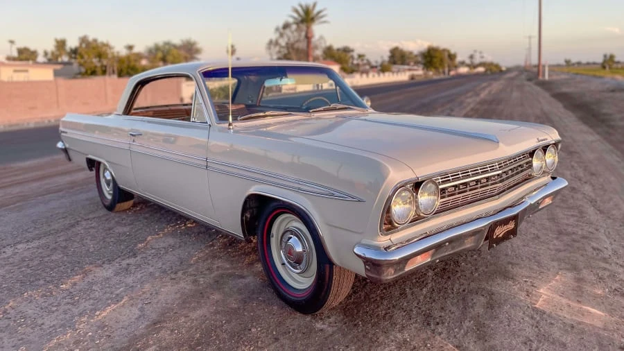 1963 Oldsmobile F-85 & Jetfire - Image 6 of 31