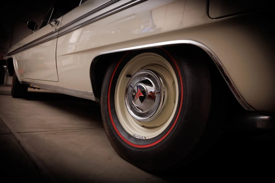 1963 Oldsmobile F-85 & Jetfire - Image 7 of 31