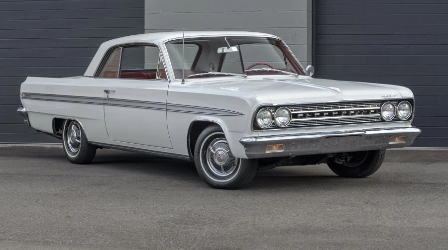 1963 Oldsmobile F-85 & Jetfire - Image 12 of 25