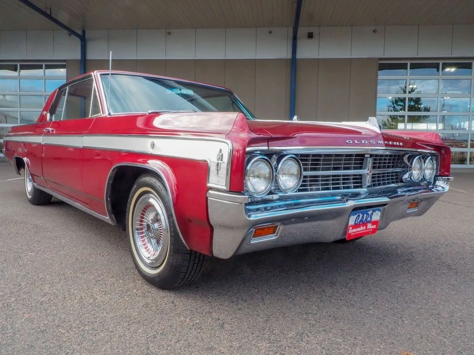 1963 Oldsmobile Starfire - Image 15 of 21