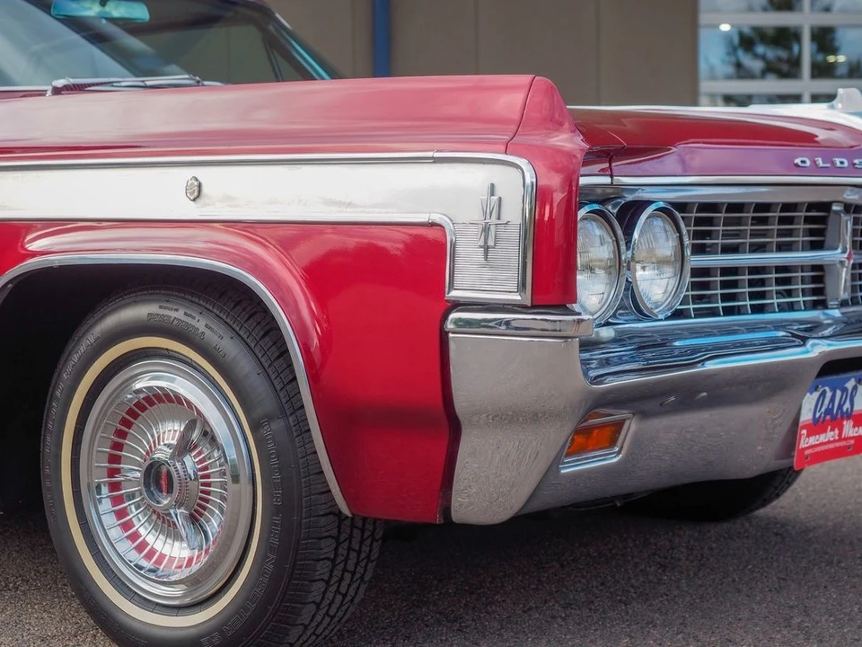 1963 Oldsmobile Starfire - Image 12 of 21