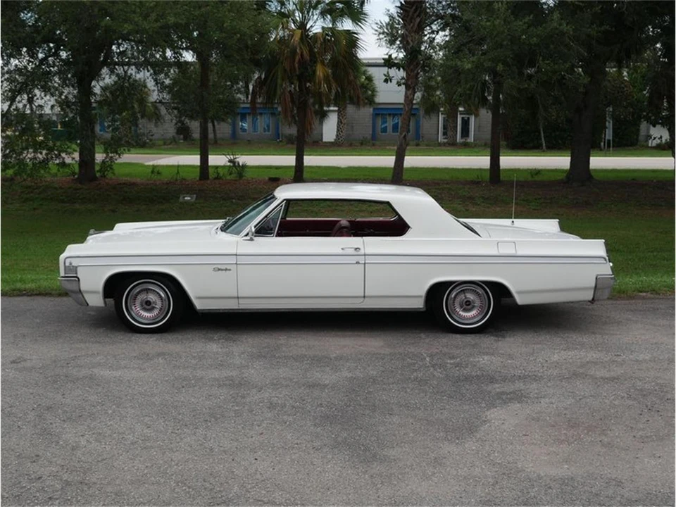 1963 Oldsmobile Starfire - Image 16 of 31