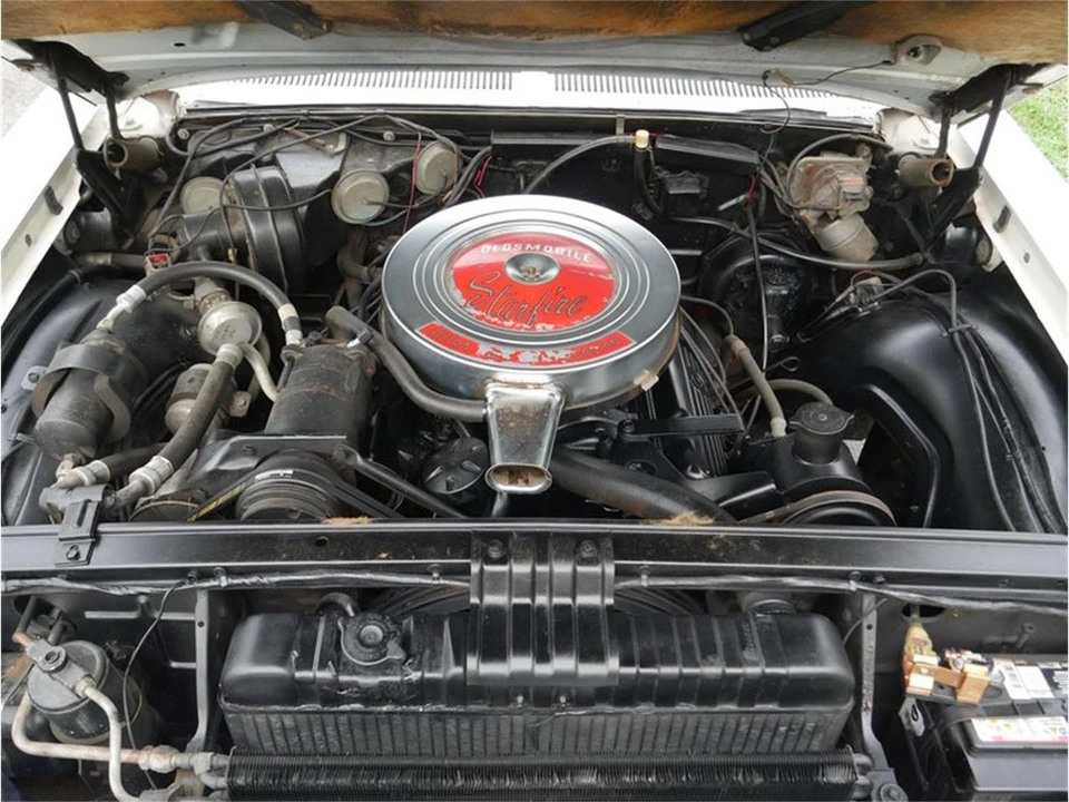 1963 Oldsmobile Starfire - Image 7 of 31