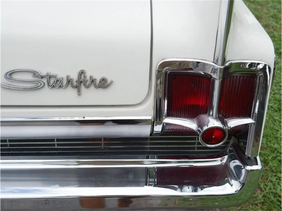 1963 Oldsmobile Starfire - Image 28 of 31