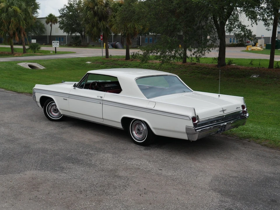 1963 Oldsmobile Starfire - Image 18 of 24