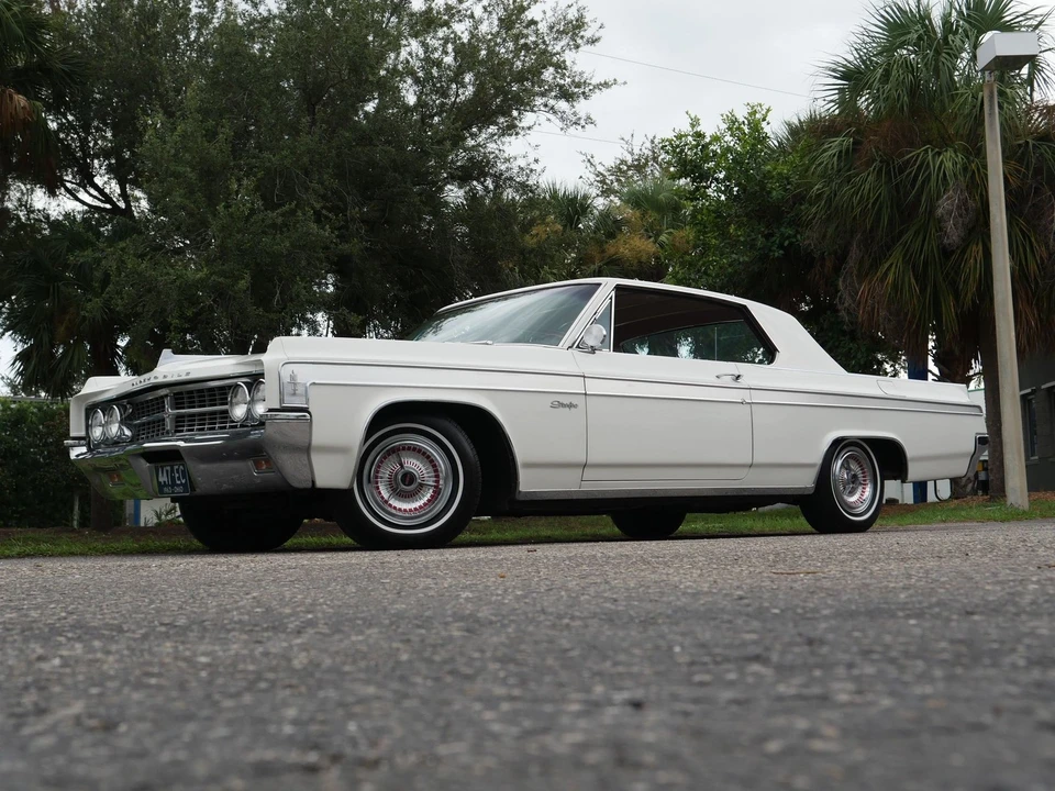 1963 Oldsmobile Starfire - Image 9 of 24
