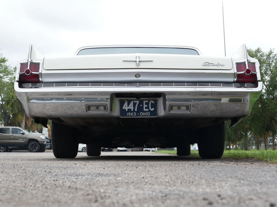 1963 Oldsmobile Starfire - Image 22 of 24