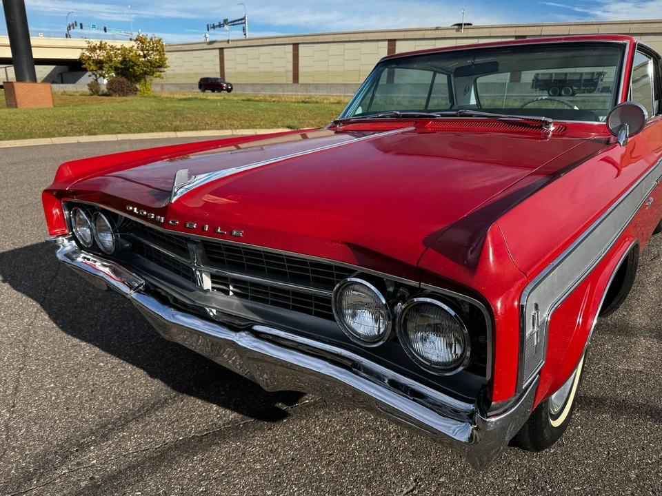 1963 Oldsmobile Starfire - Image 20 of 21