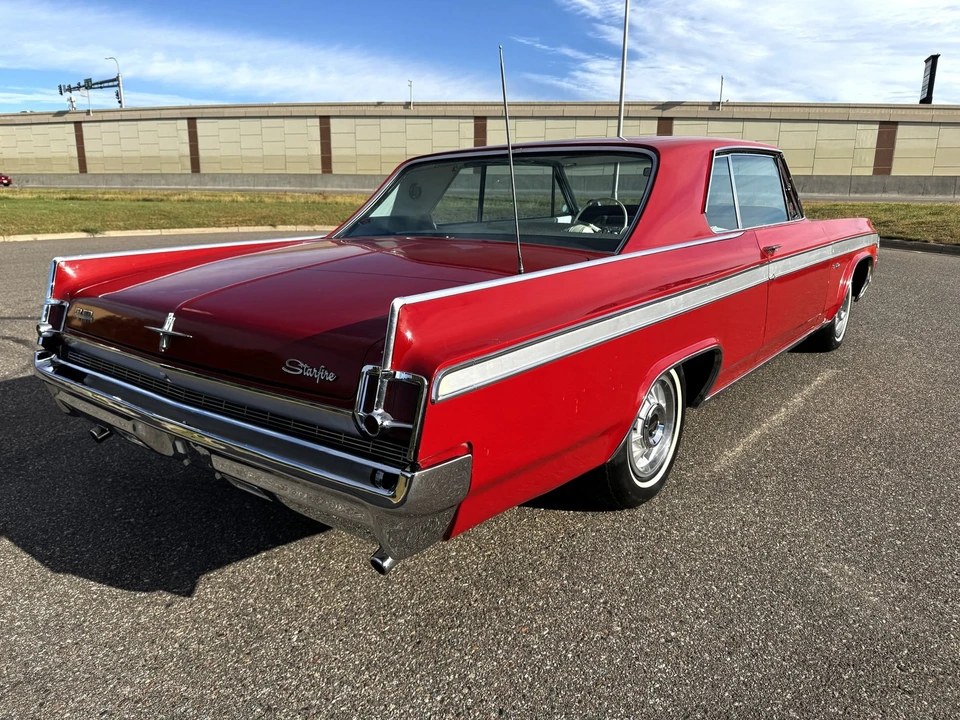 1963 Oldsmobile Starfire - Image 3 of 21