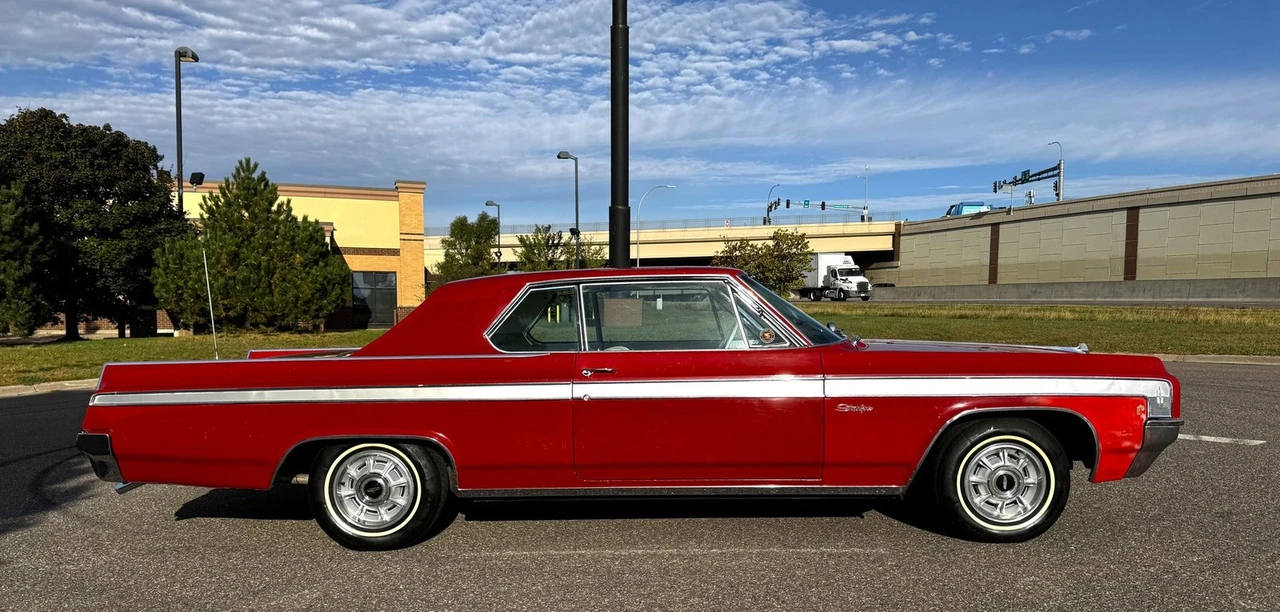 1963 Oldsmobile Starfire - Image 2 of 21