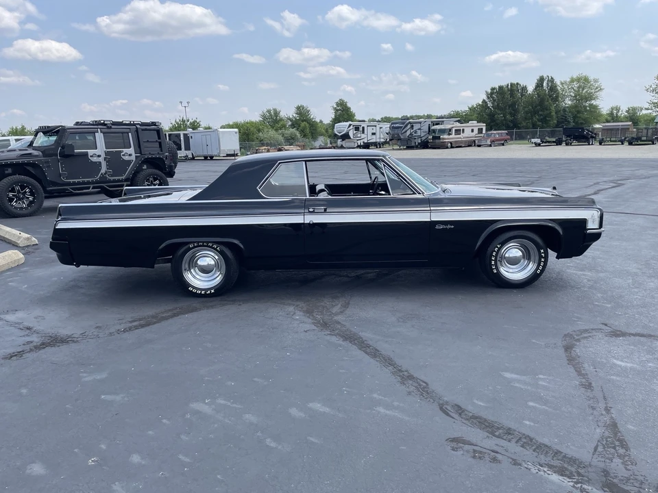 1963 Oldsmobile Starfire - Image 6 of 18