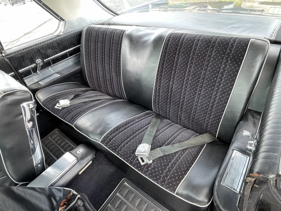 1963 Oldsmobile Starfire - Image 11 of 18