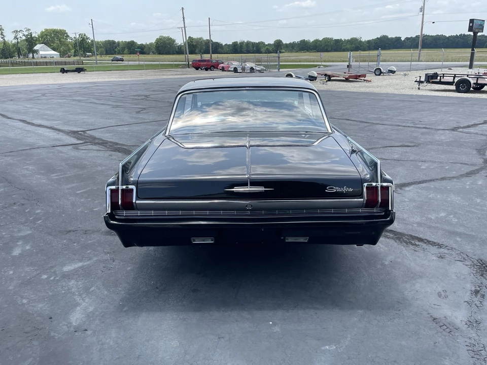 1963 Oldsmobile Starfire - Image 4 of 18