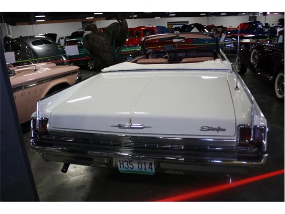 1963 Oldsmobile Starfire - Image 9 of 31