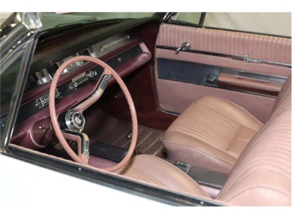 1963 Oldsmobile Starfire - Image 14 of 31