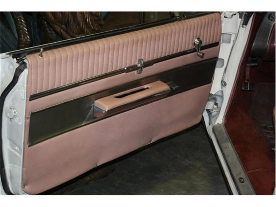 1963 Oldsmobile Starfire - Image 19 of 31