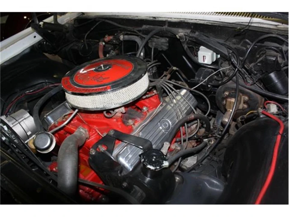 1963 Oldsmobile Starfire - Image 23 of 31