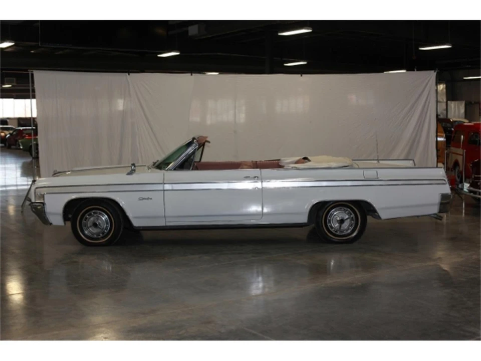 1963 Oldsmobile Starfire - Image 24 of 31