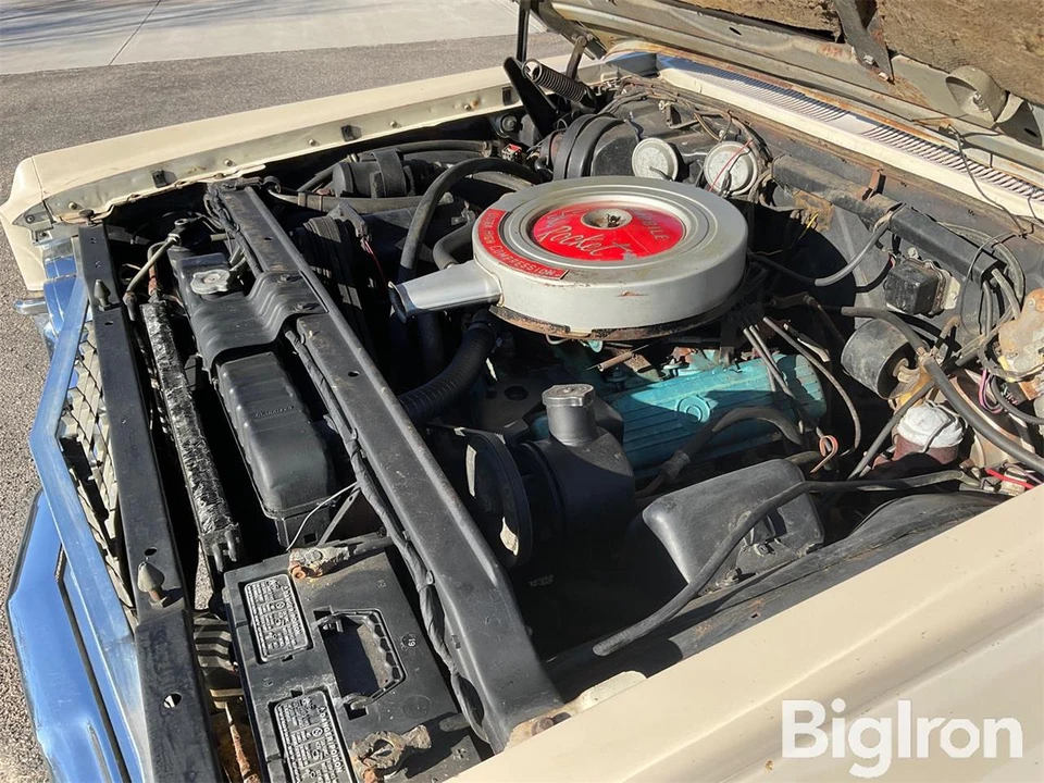 1963 Oldsmobile Starfire - Image 5 of 19