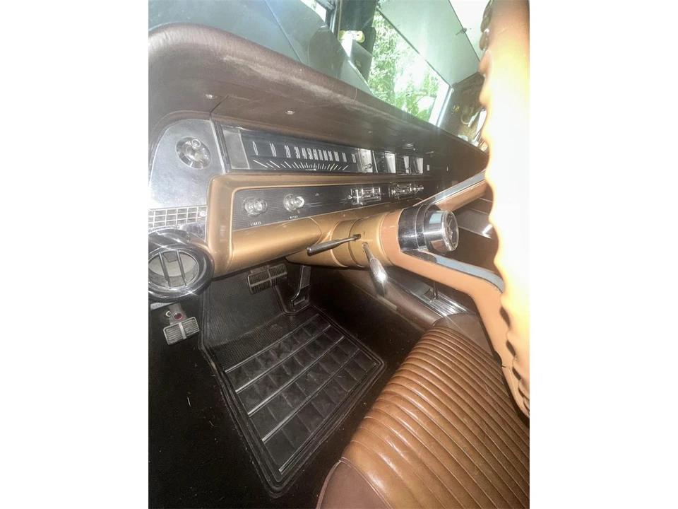 1963 Oldsmobile Starfire - Image 9 of 19
