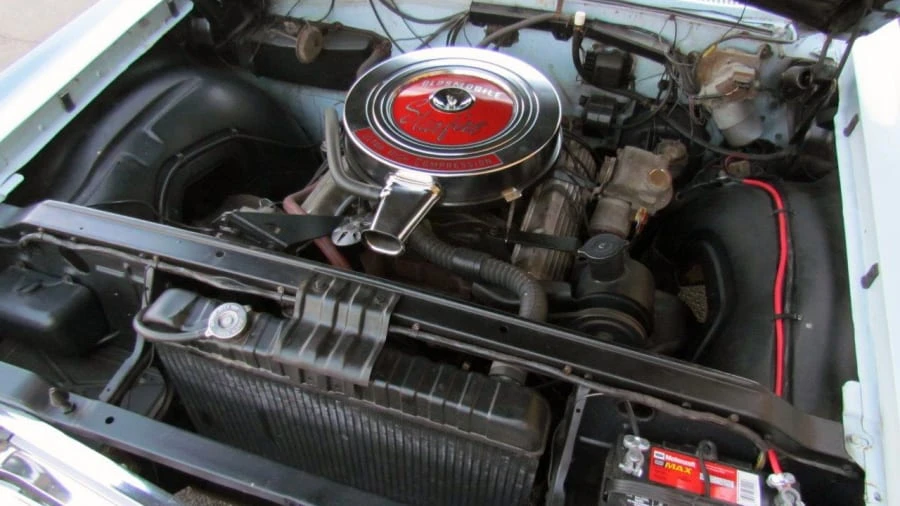 1963 Oldsmobile Starfire - Image 7 of 10