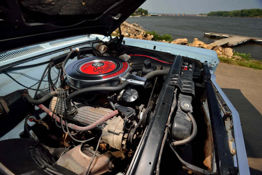 1963 Oldsmobile Starfire - Image 7 of 12