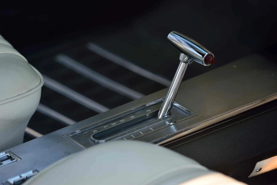 1963 Oldsmobile Starfire - Image 8 of 12
