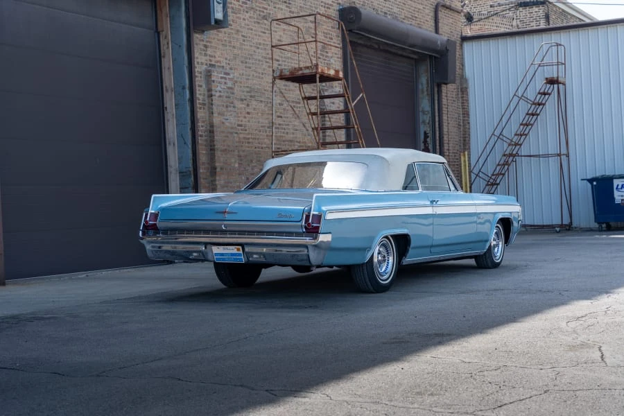 1963 Oldsmobile Starfire - Image 3 of 31