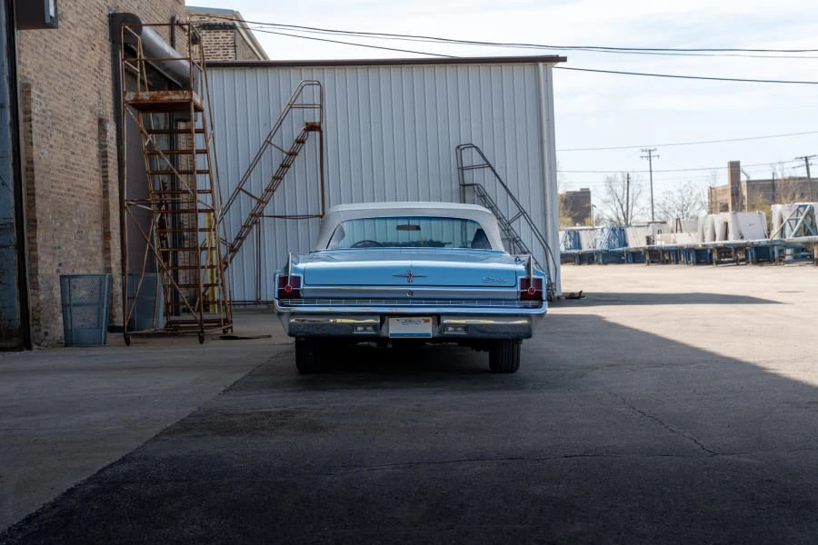 1963 Oldsmobile Starfire - Image 5 of 31
