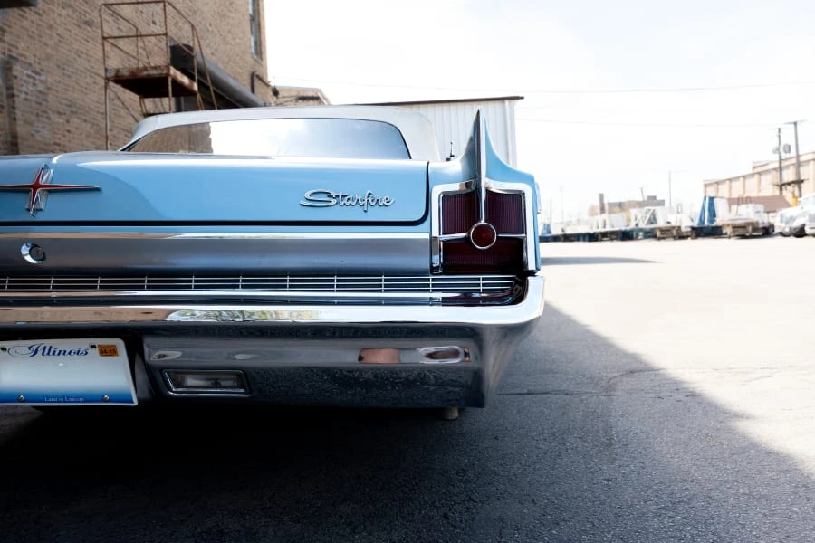 1963 Oldsmobile Starfire - Image 11 of 31