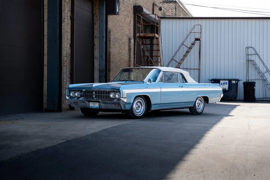 1963 Oldsmobile Starfire - Image 9 of 31