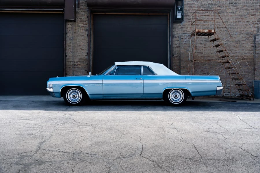 1963 Oldsmobile Starfire - Image 29 of 31