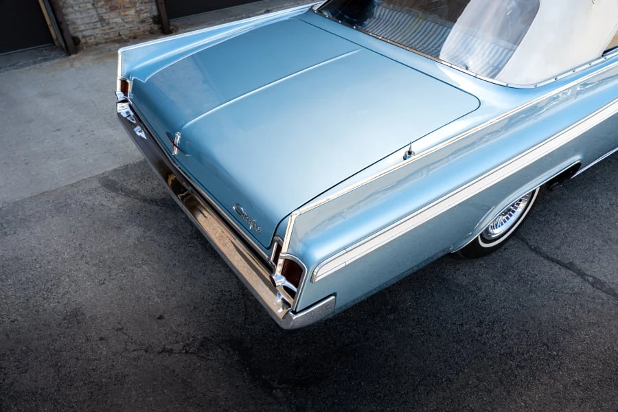 1963 Oldsmobile Starfire - Image 28 of 31