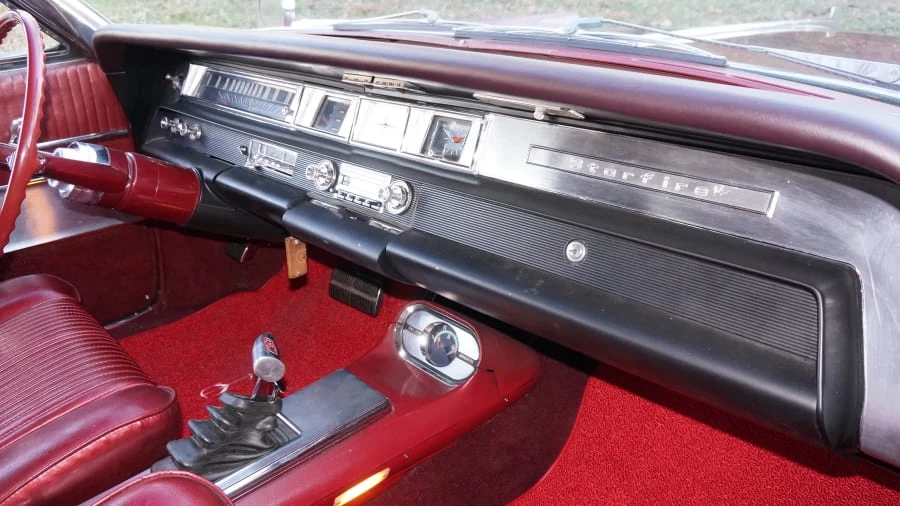 1963 Oldsmobile Starfire - Image 6 of 12