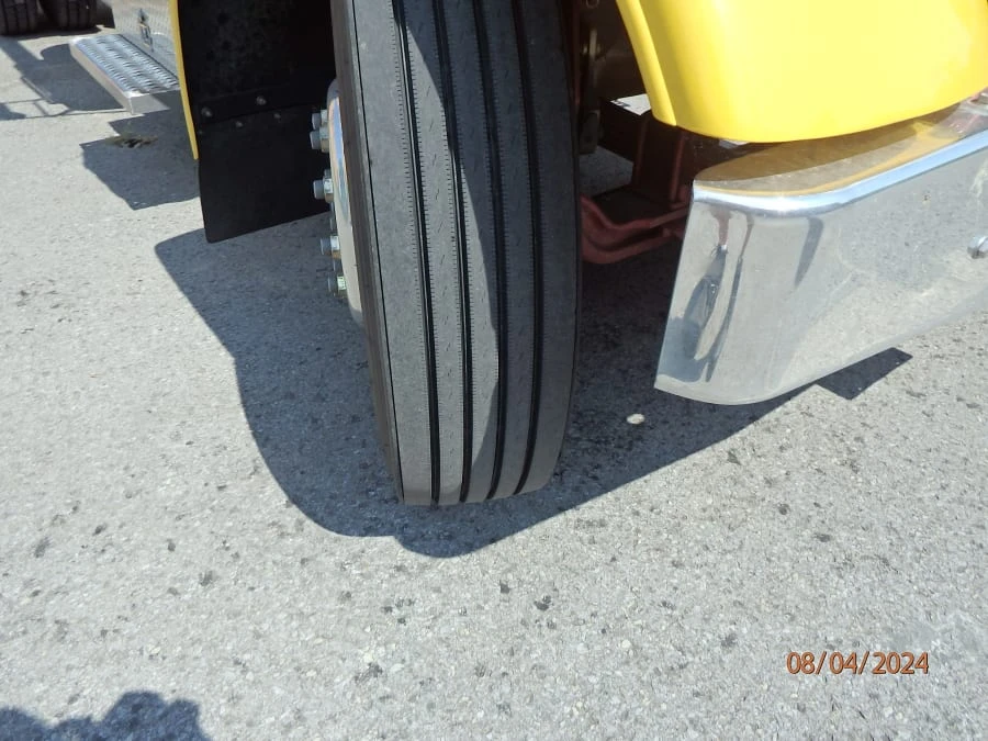1963 Peterbilt - Image 7 of 31