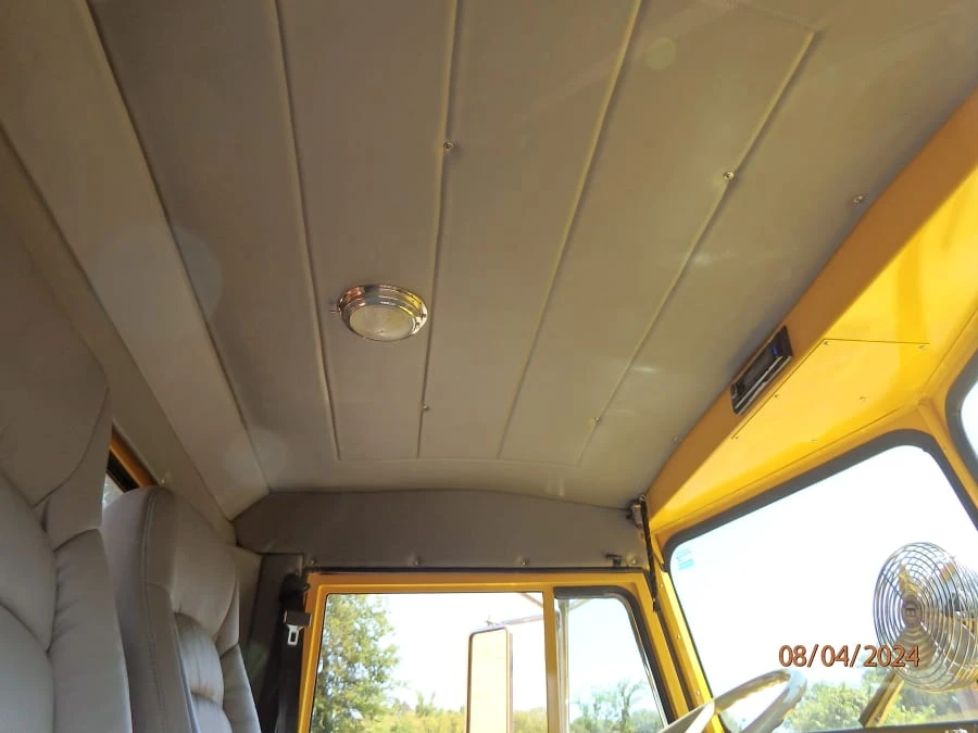 1963 Peterbilt - Image 26 of 31