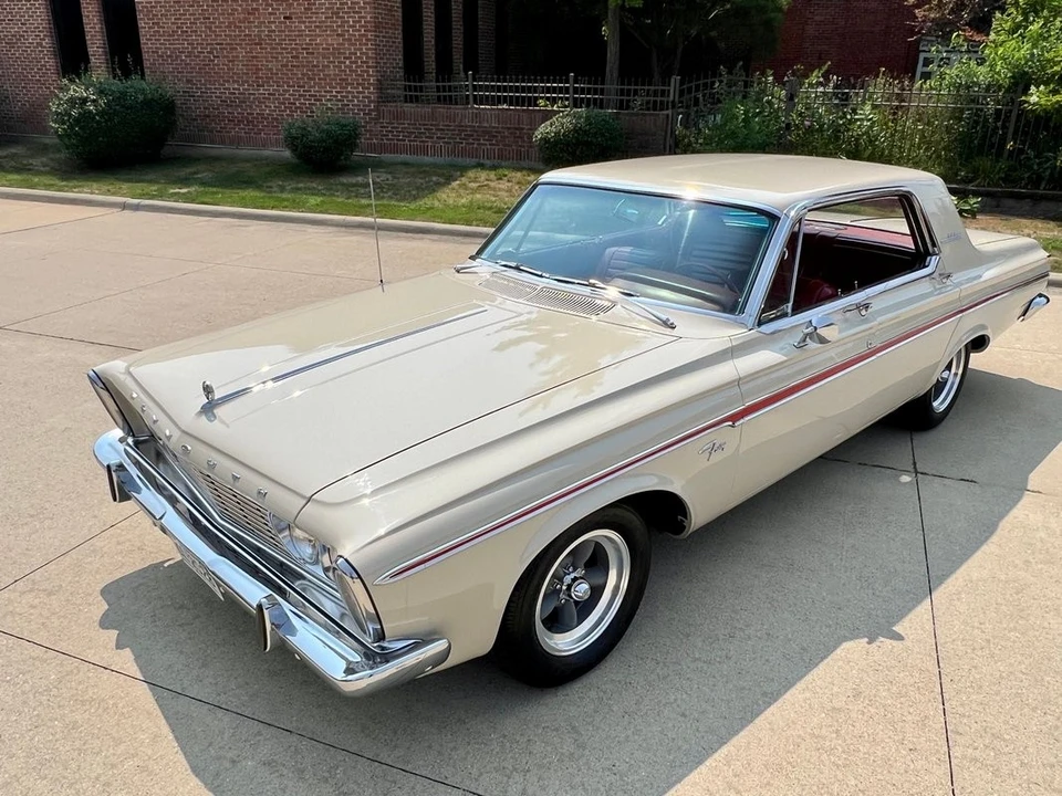 1963 Plymouth Fury - Image 9 of 31