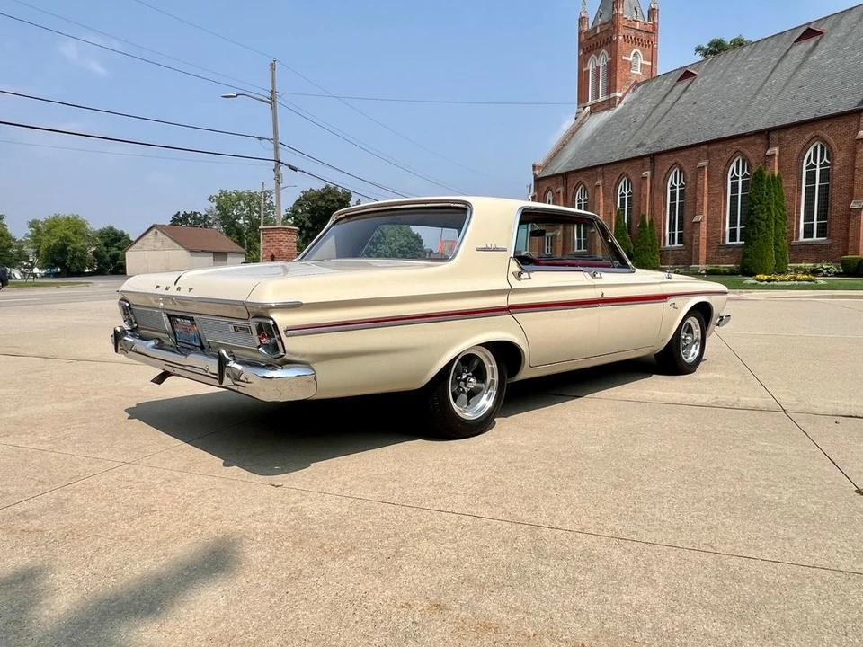1963 Plymouth Fury - Image 5 of 31