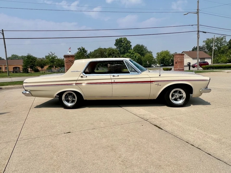 1963 Plymouth Fury - Image 4 of 31