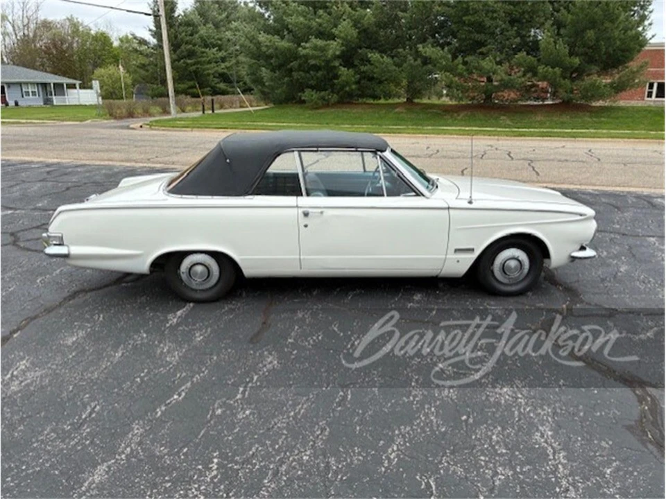 1963 Plymouth Valiant - Image 2 of 5
