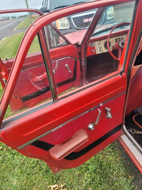 1963 Plymouth Valiant - Image 7 of 9