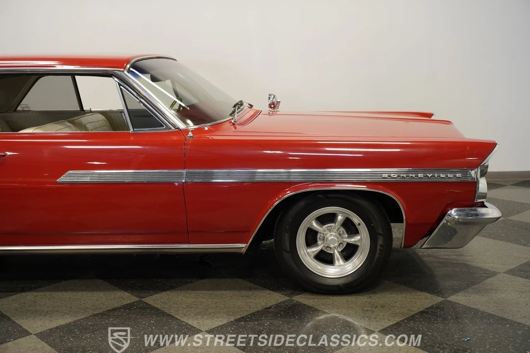 1963 Pontiac Bonneville 2nd Gen - Image 25 of 31