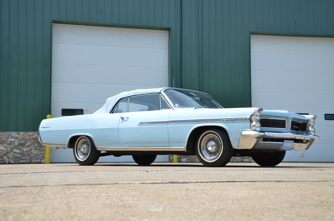 1963 Pontiac Bonneville 2nd Gen - Image 2 of 31