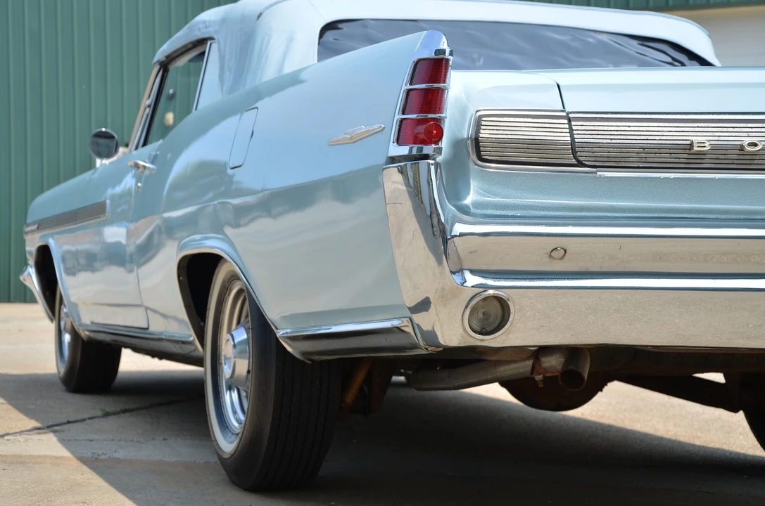 1963 Pontiac Bonneville 2nd Gen - Image 16 of 31