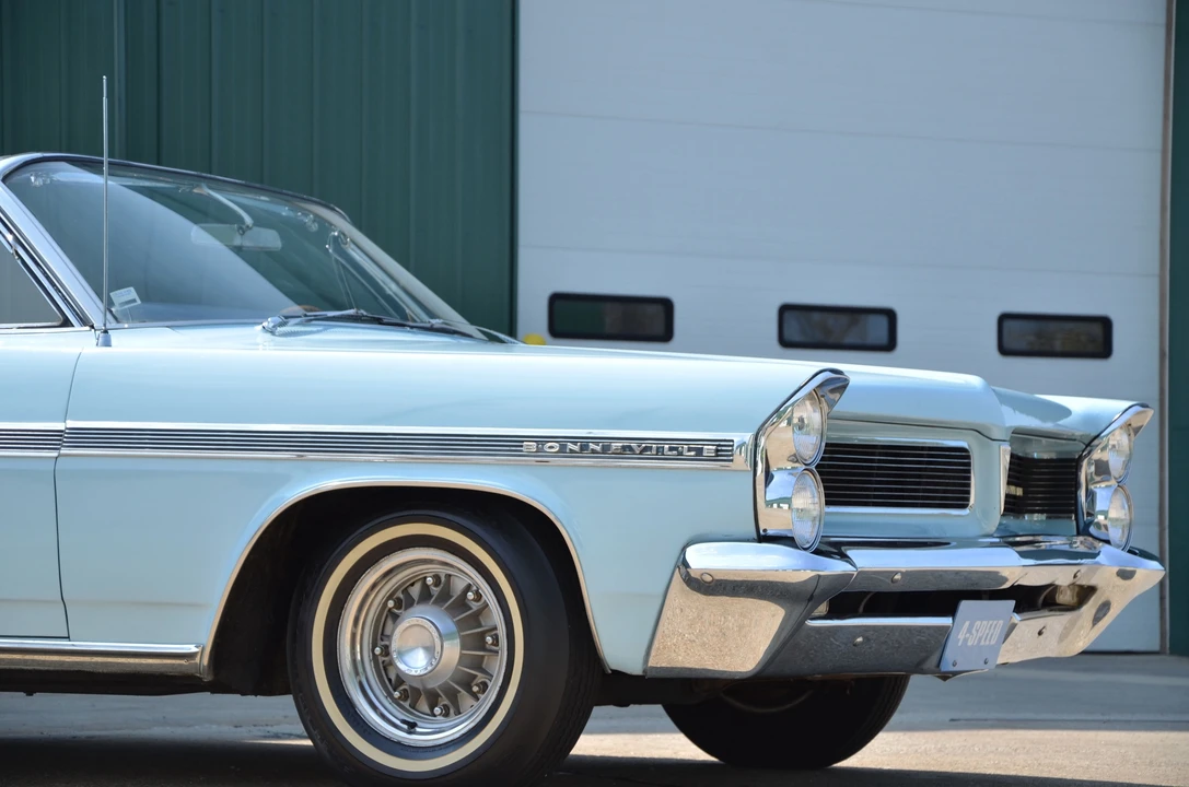 1963 Pontiac Bonneville 2nd Gen - Image 11 of 31